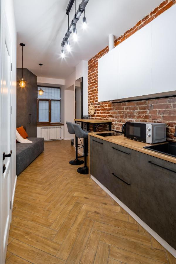 Romari Таманська 12 Appartement Lviv Buitenkant foto