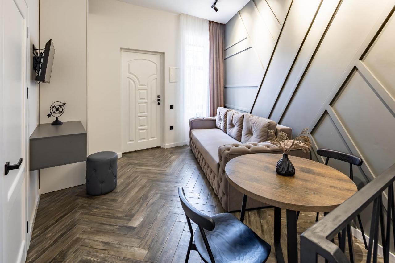 Romari Таманська 12 Appartement Lviv Buitenkant foto