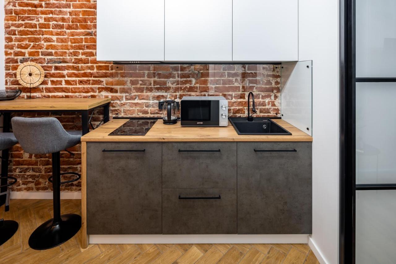 Romari Таманська 12 Appartement Lviv Buitenkant foto
